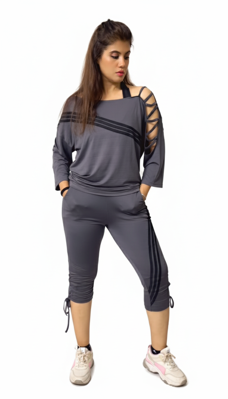 Slouch-Fit Lace-Up Shoulder Stripe Activewear Set