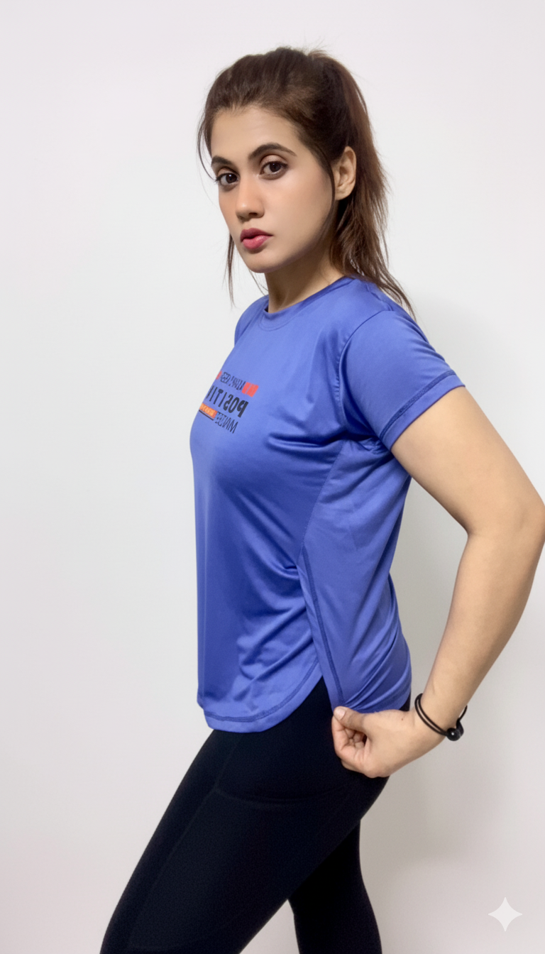 Relaxed Fit Slit-Hem Performance T-Shirt
